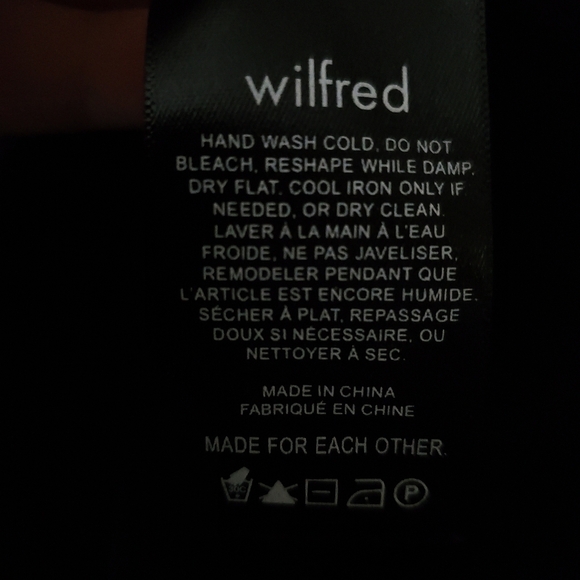 Aritzia Wilfred Cyprie Black Merino Wool Mockneck Sweater Size Medium - Picture 9 of 12